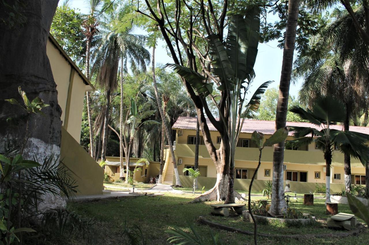Badala Park Hotel Kotu Esterno foto