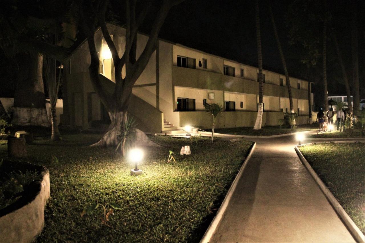 Badala Park Hotel Kotu Esterno foto