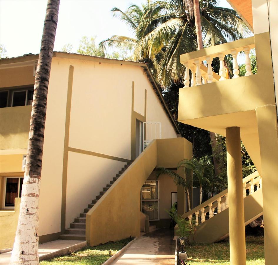 Badala Park Hotel Kotu Esterno foto