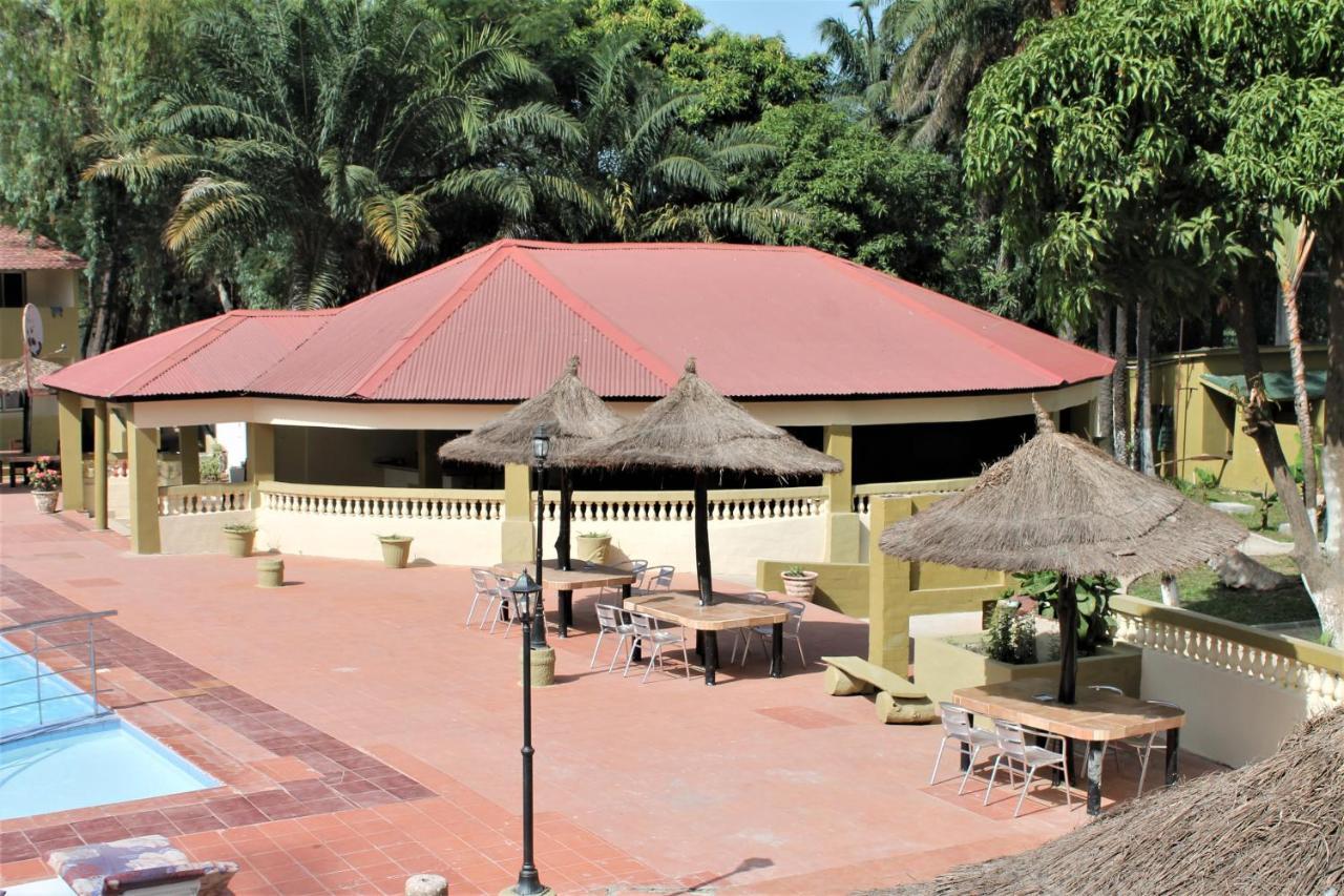 Badala Park Hotel Kotu Esterno foto